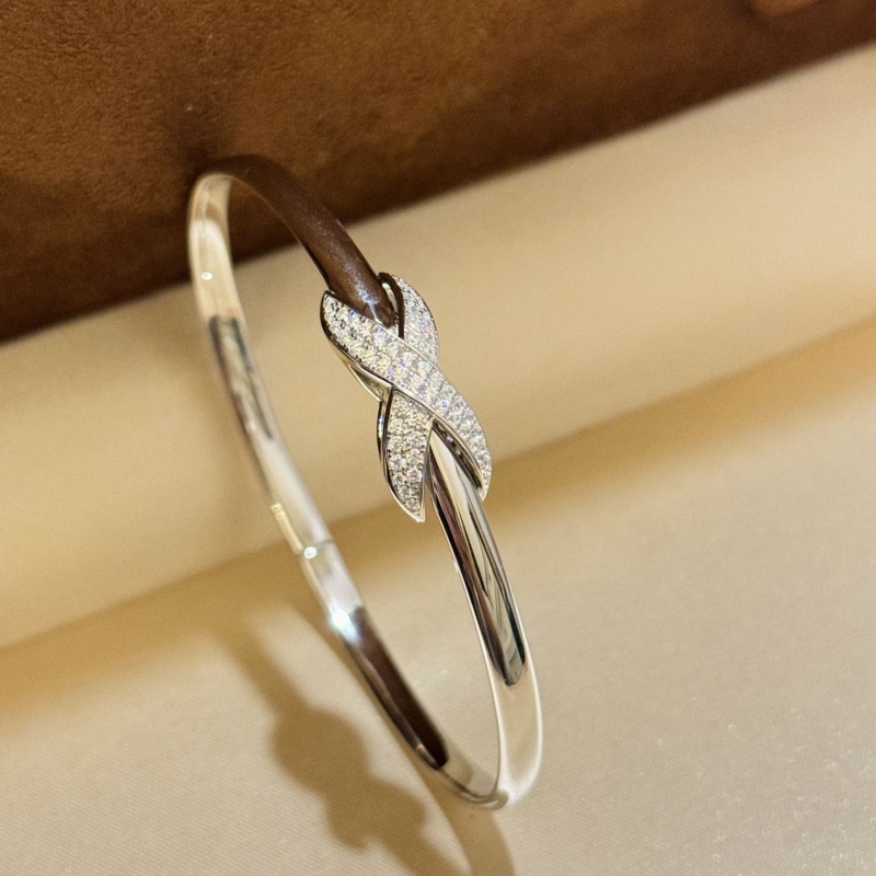 CHAUMET